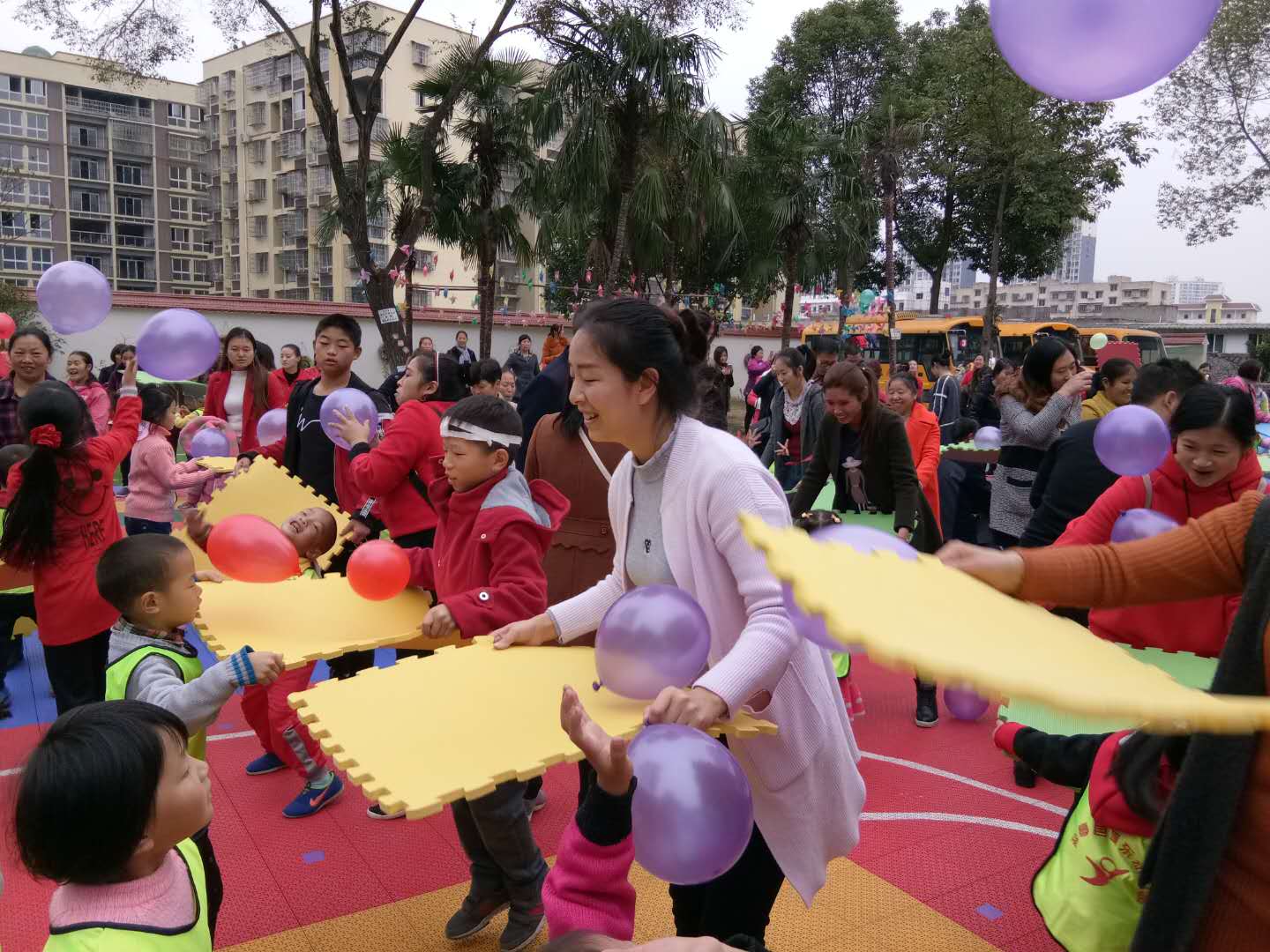 盐亭城东幼儿园图片